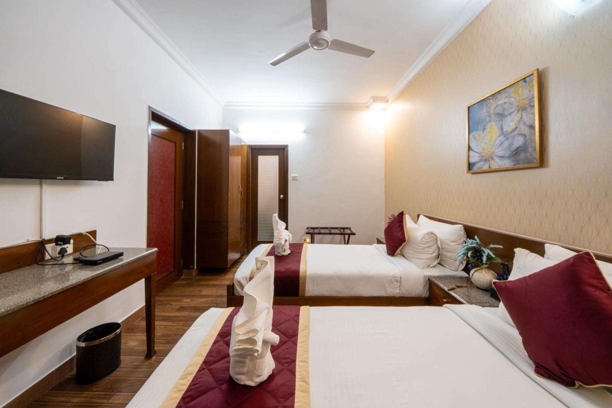 Lords Midtown Suites Bangalore Luaran gambar