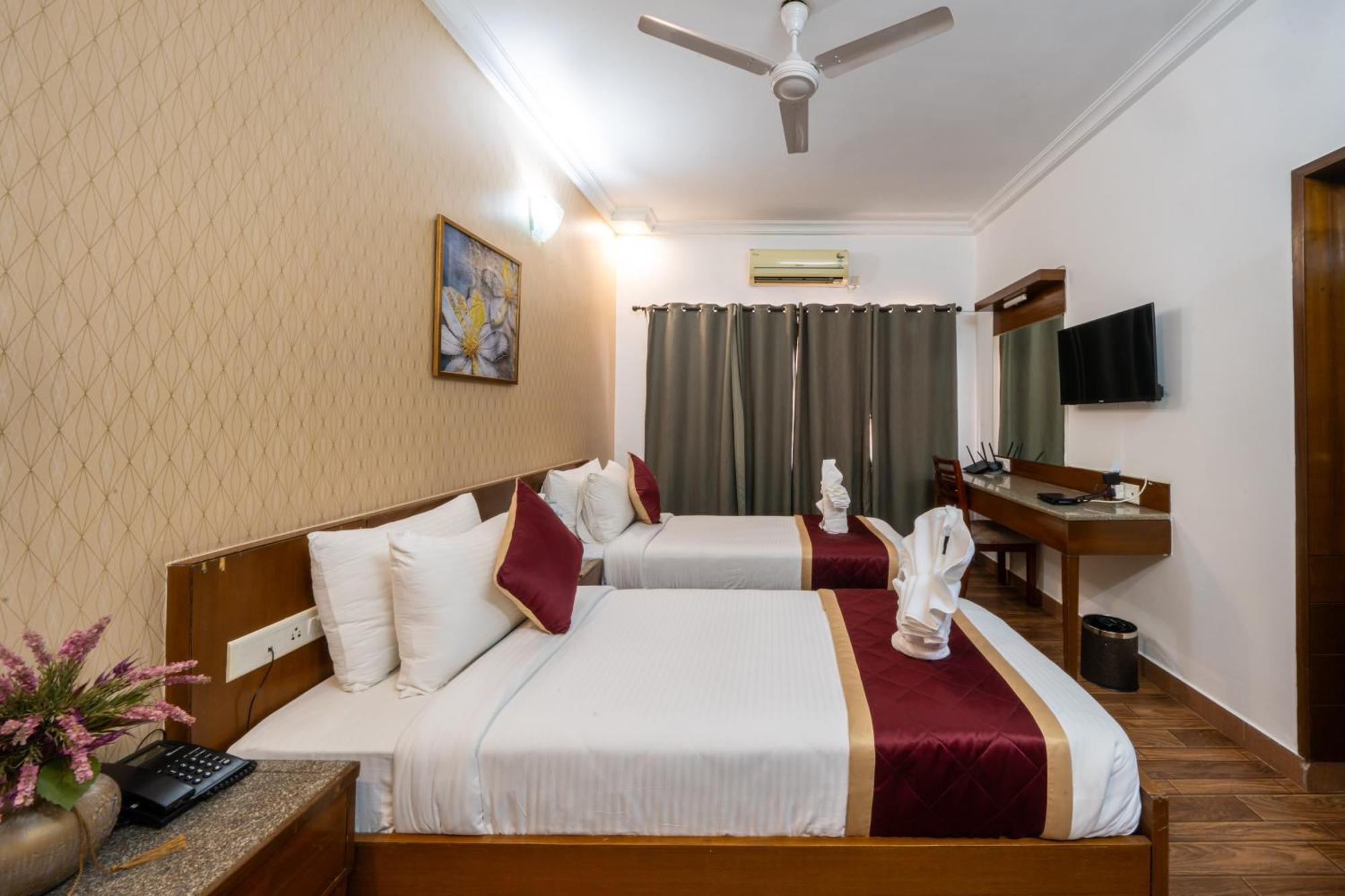 Lords Midtown Suites Bangalore Luaran gambar