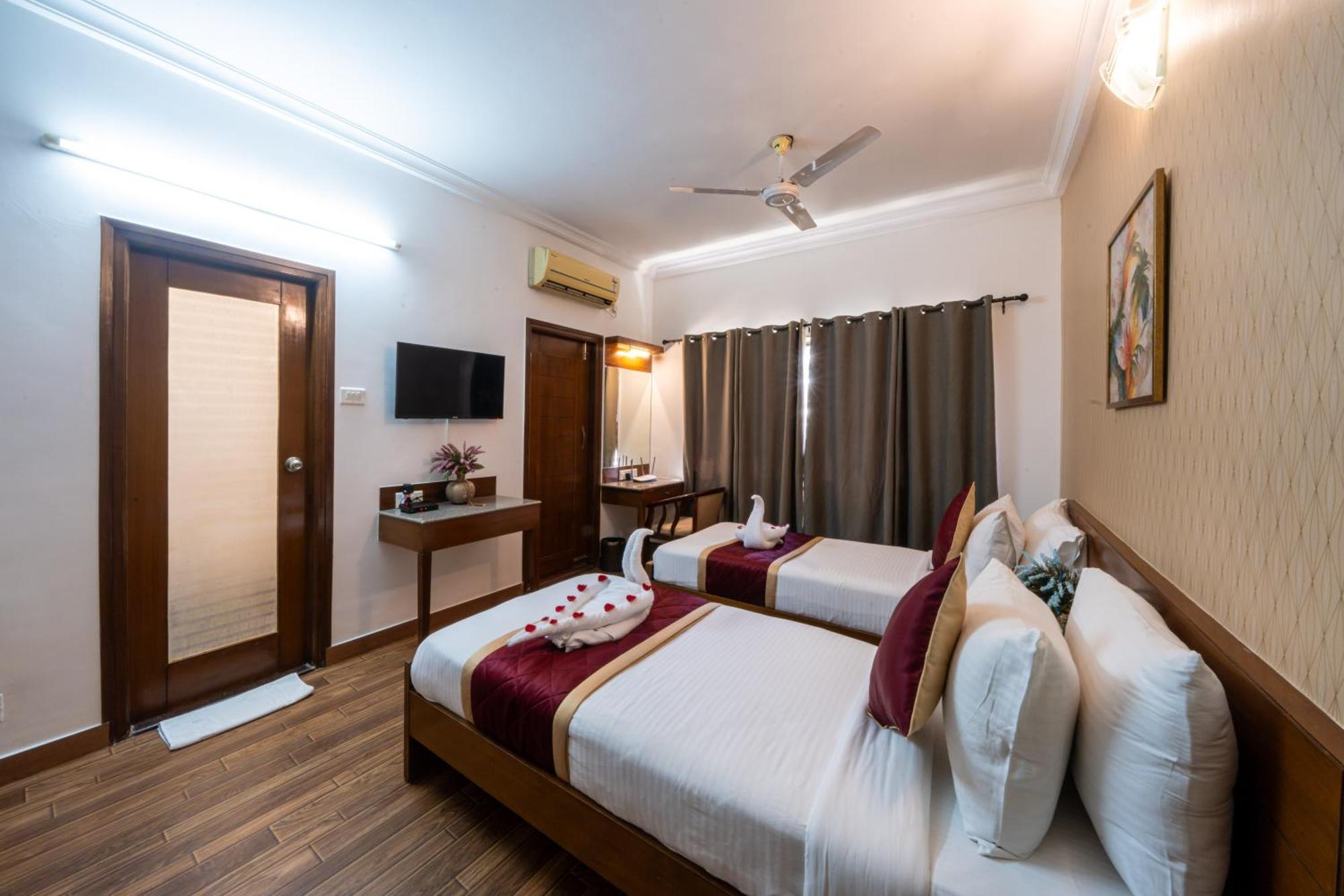 Lords Midtown Suites Bangalore Luaran gambar