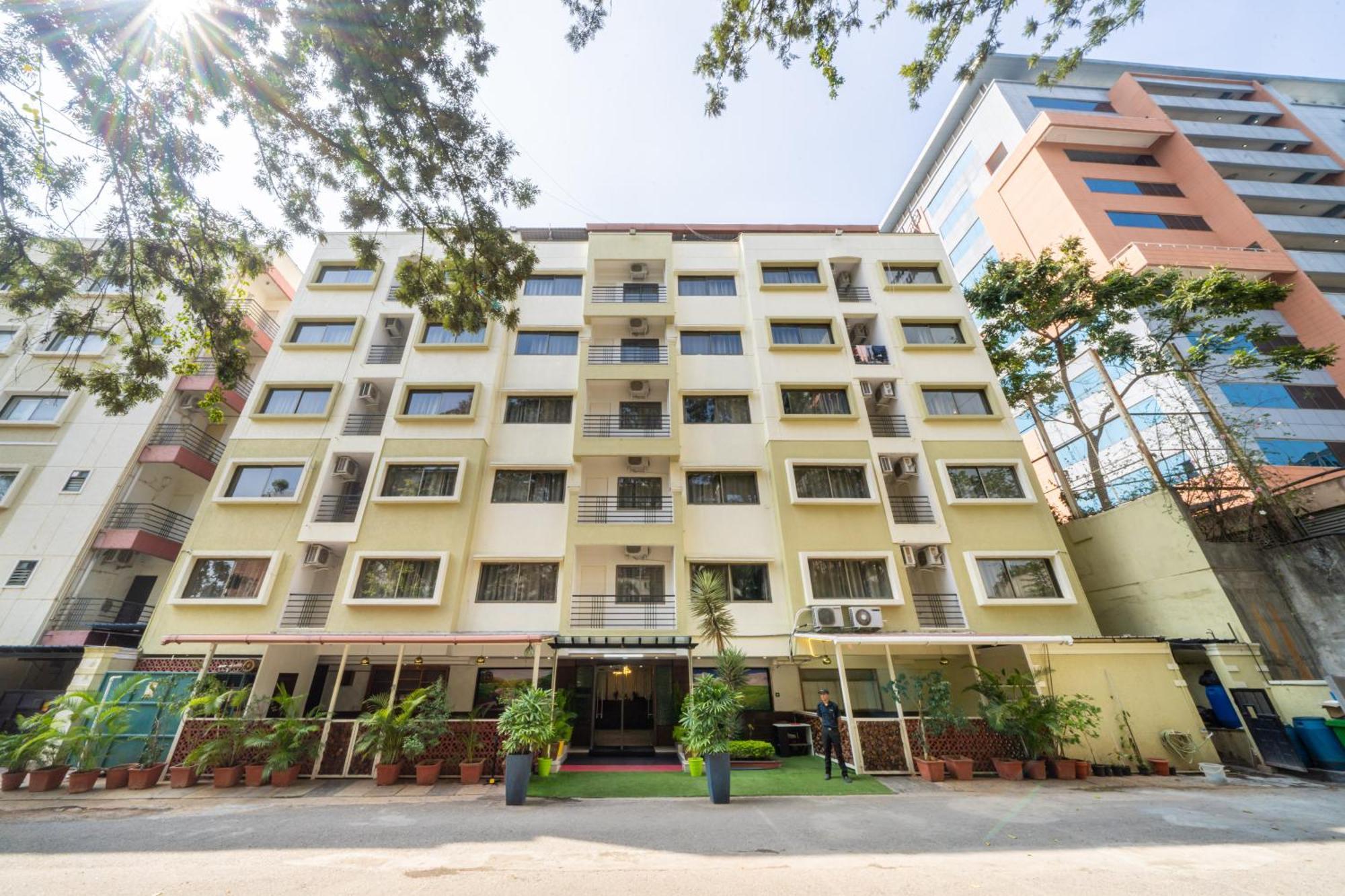 Lords Midtown Suites Bangalore Luaran gambar