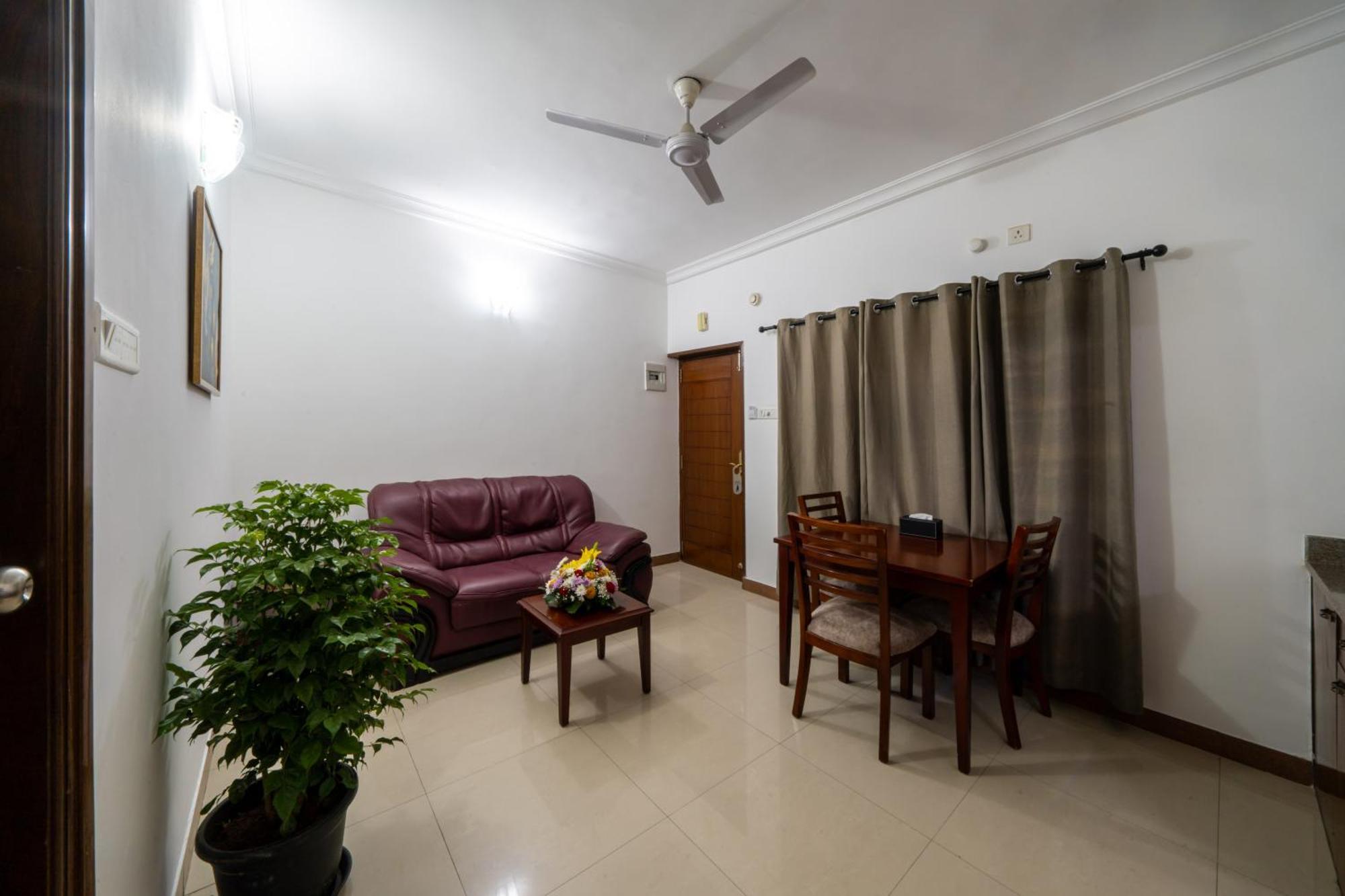 Lords Midtown Suites Bangalore Luaran gambar