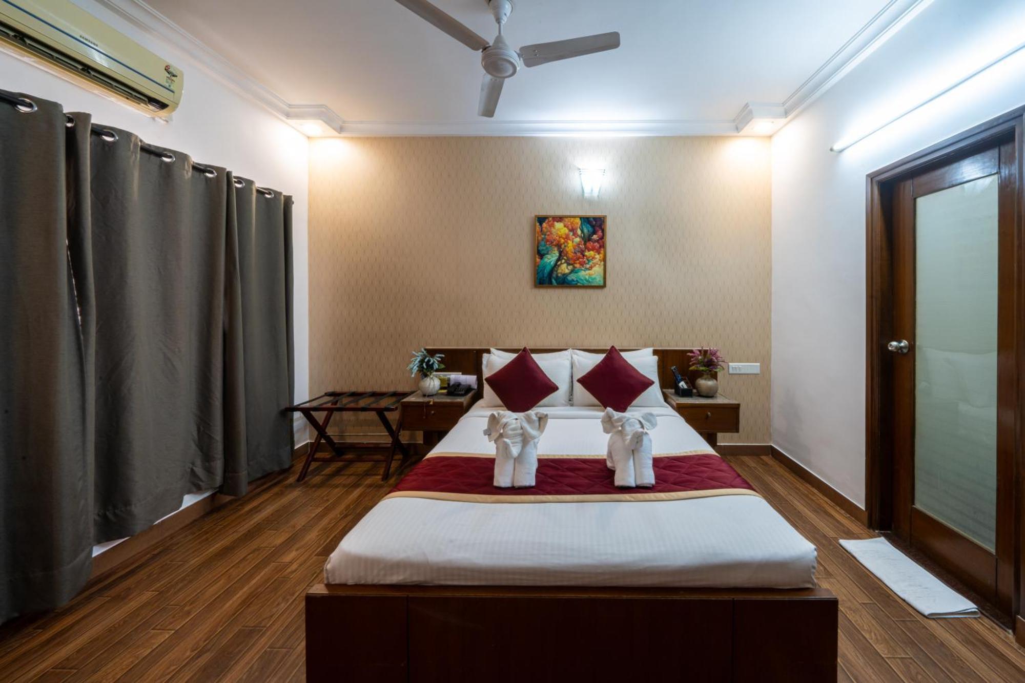Lords Midtown Suites Bangalore Luaran gambar