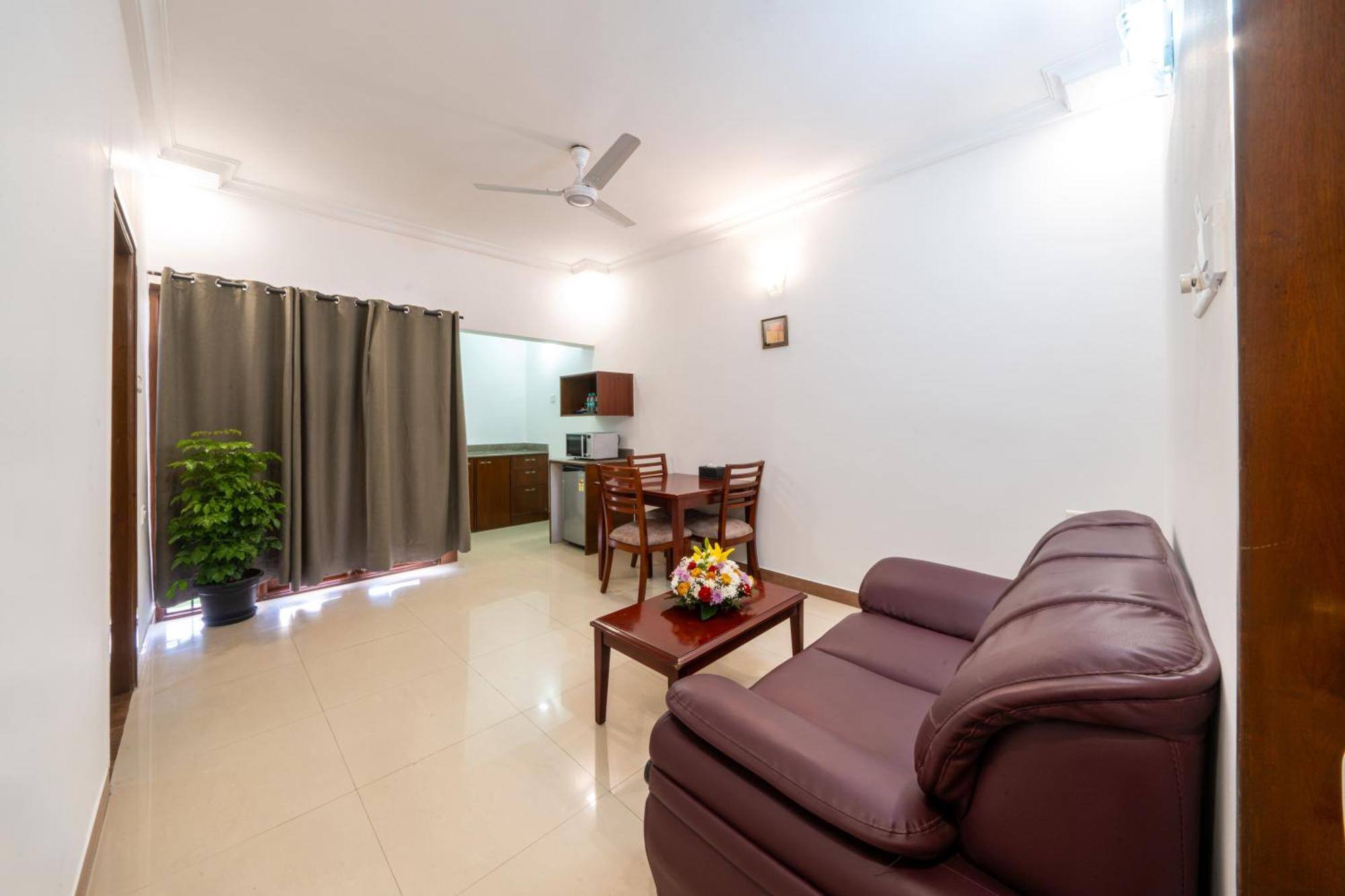 Lords Midtown Suites Bangalore Luaran gambar