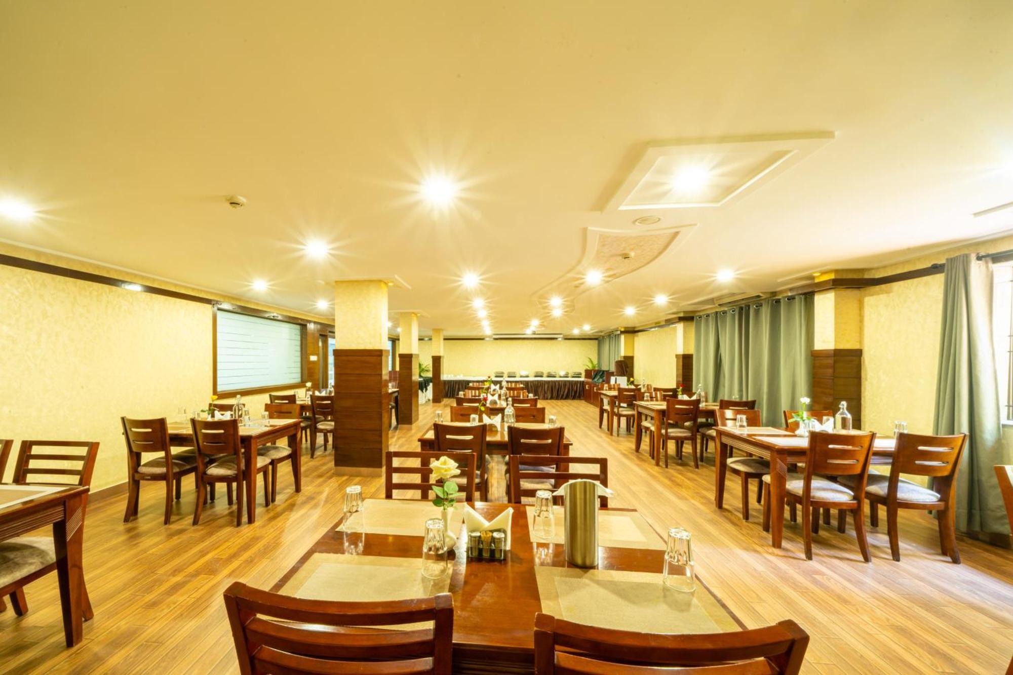 Lords Midtown Suites Bangalore Luaran gambar