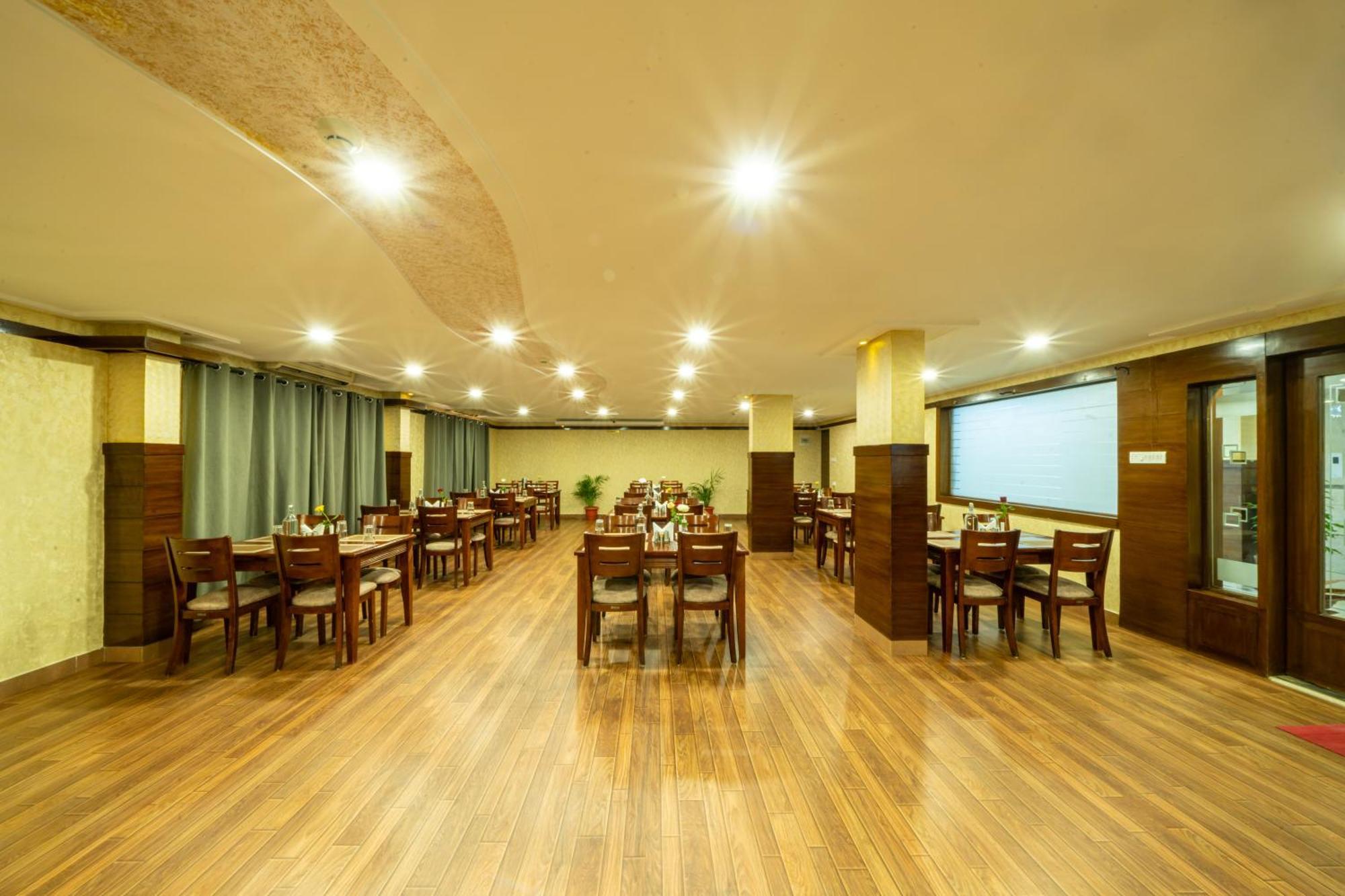 Lords Midtown Suites Bangalore Luaran gambar