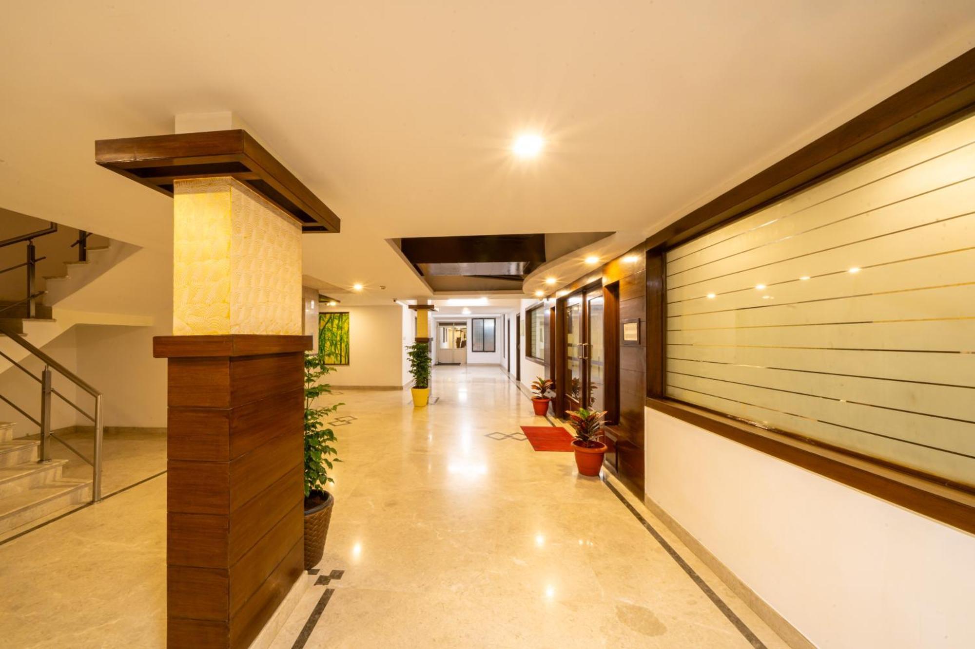 Lords Midtown Suites Bangalore Luaran gambar