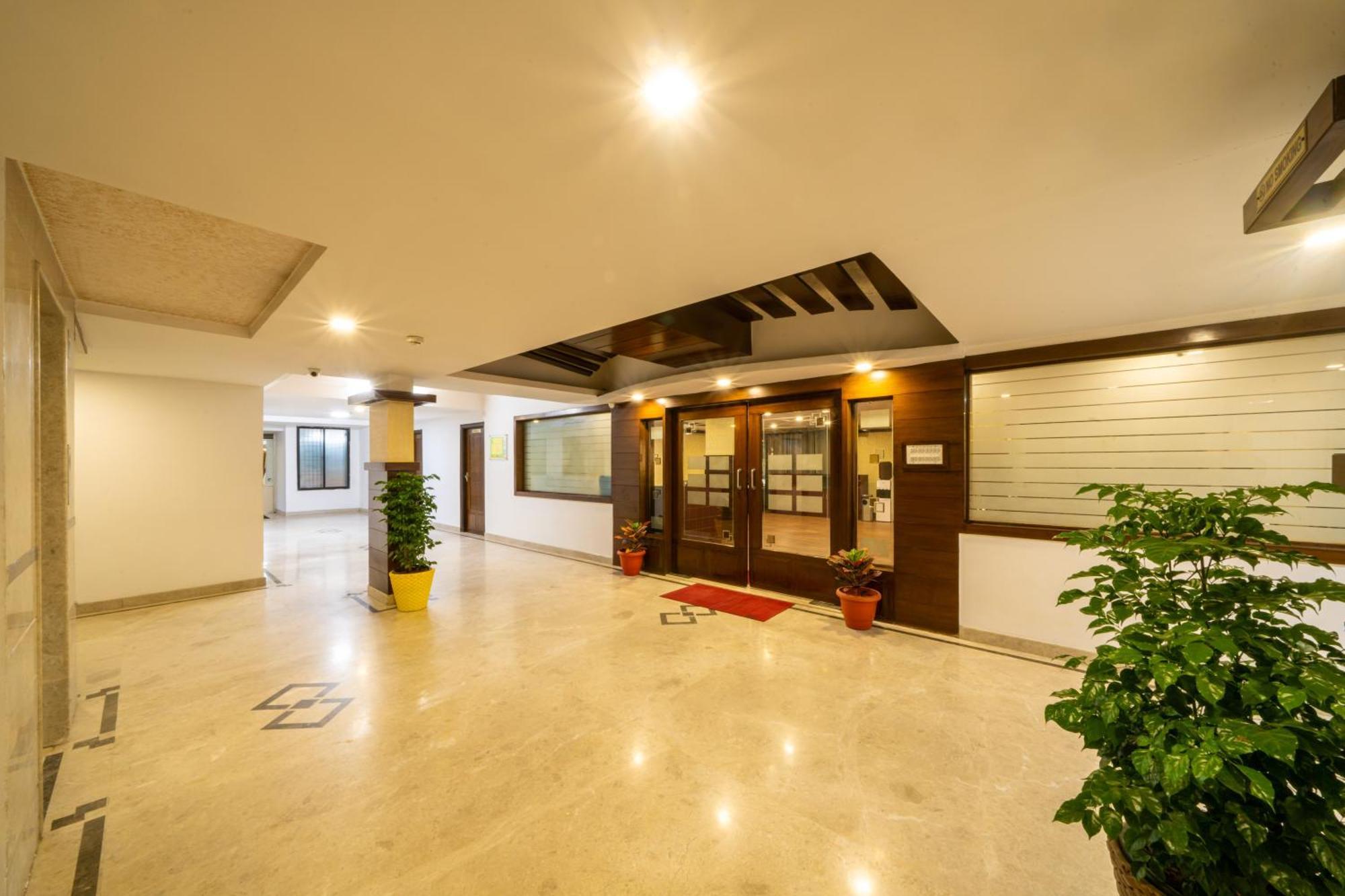 Lords Midtown Suites Bangalore Luaran gambar