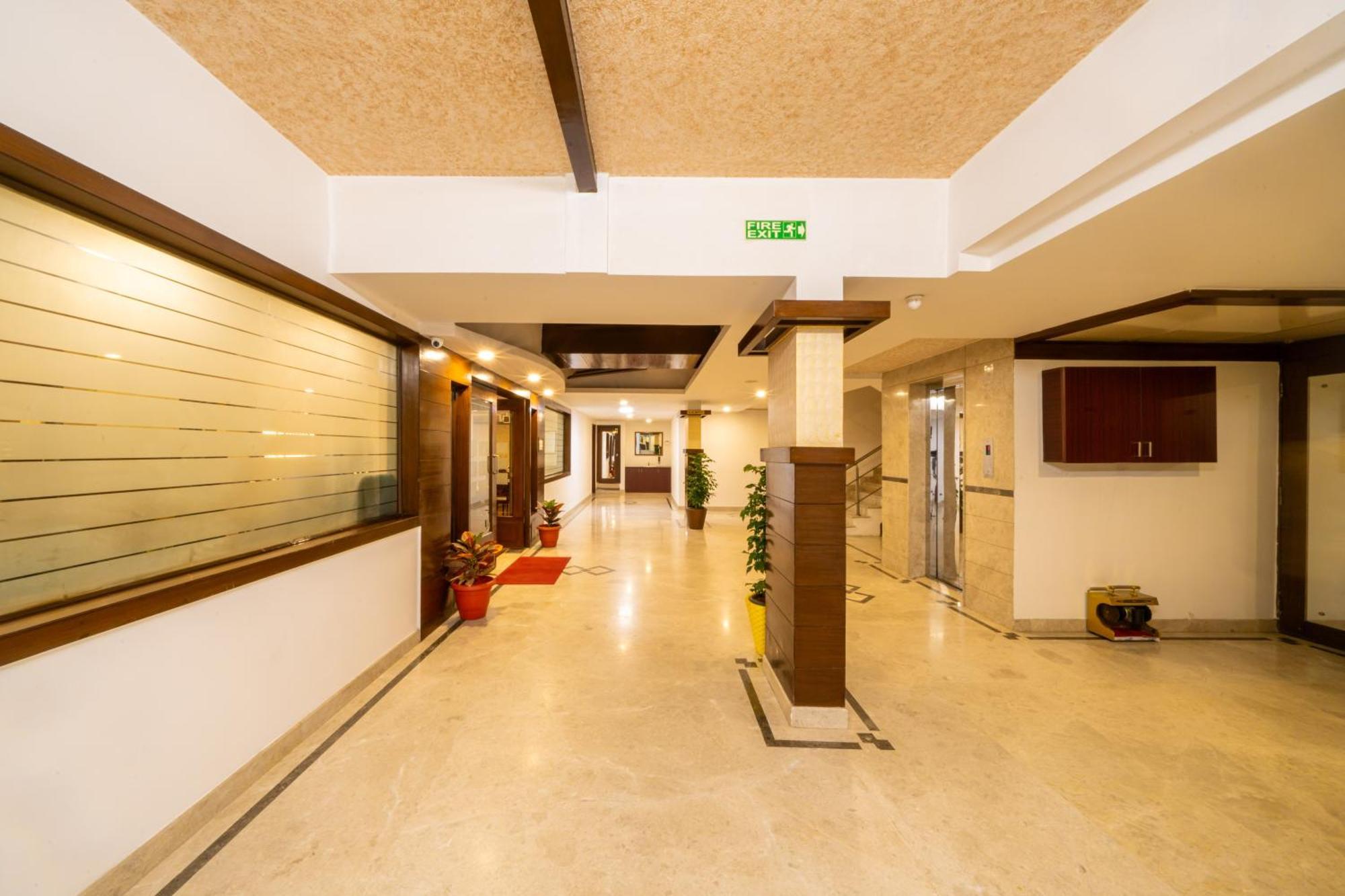Lords Midtown Suites Bangalore Luaran gambar