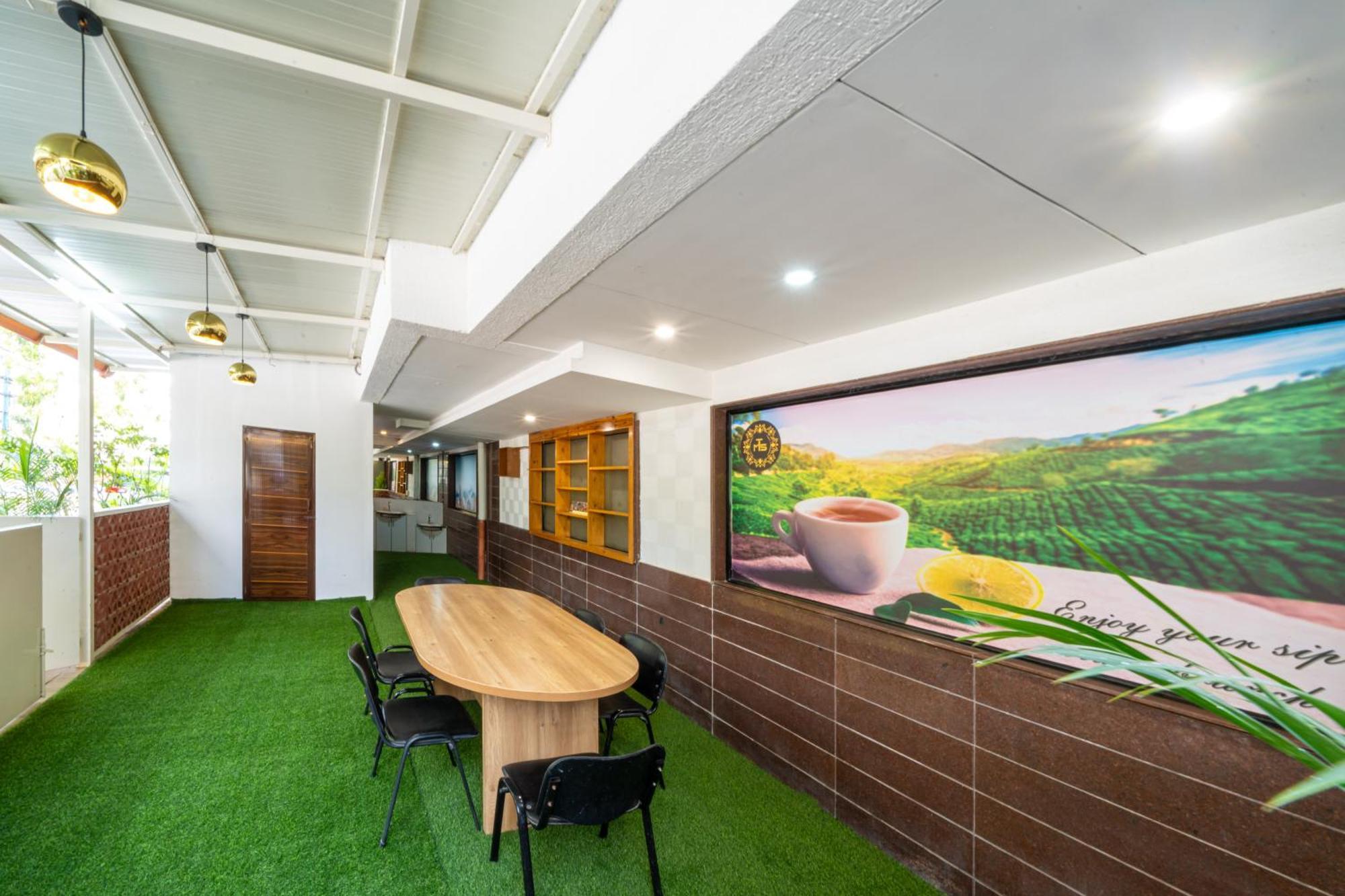Lords Midtown Suites Bangalore Luaran gambar